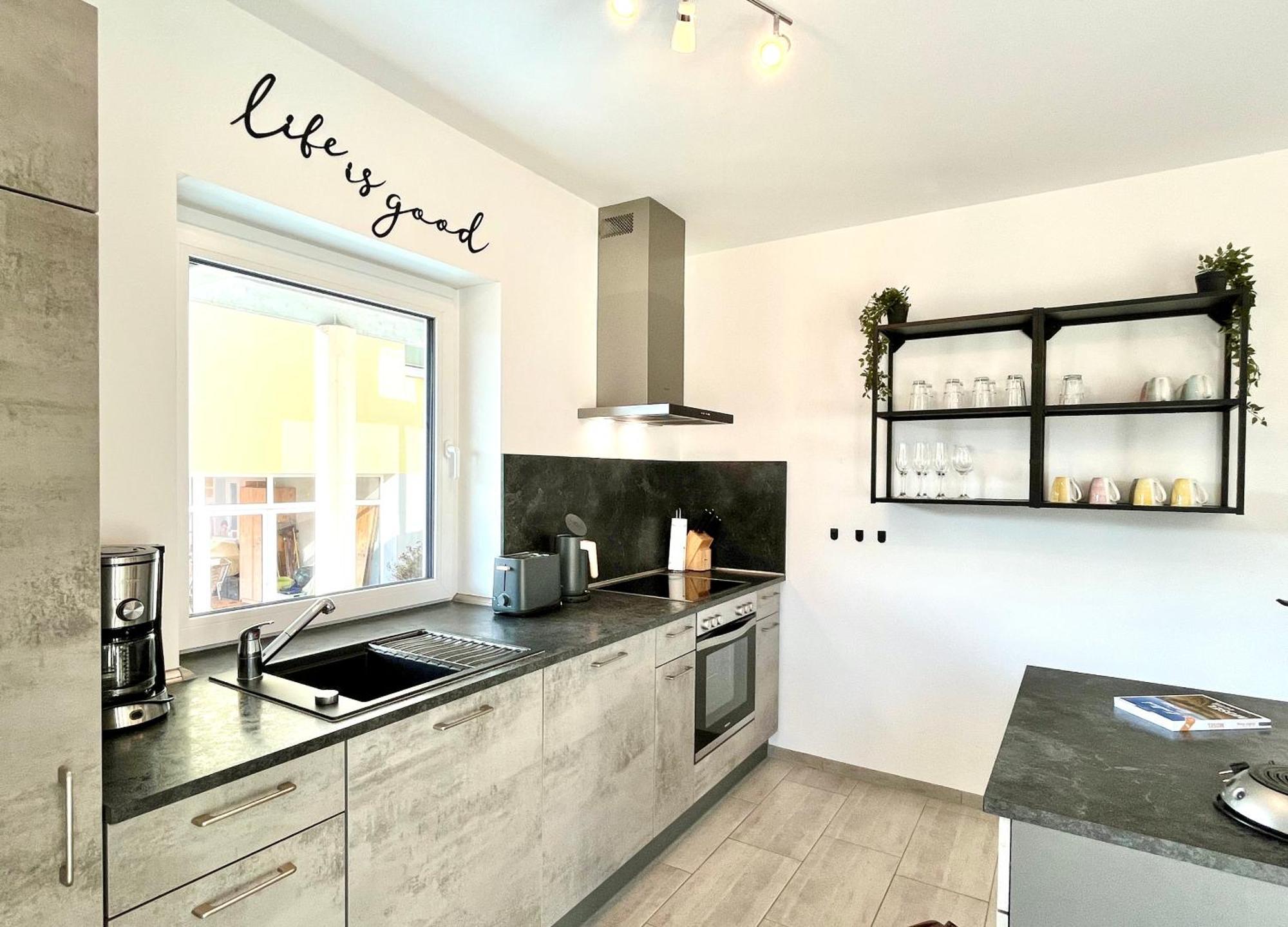 Ferienwohnung Moseltraum, 1-6 Pers, Mit 3 Schlafzimmer Und Panoramabalkon Mueden Exterior photo